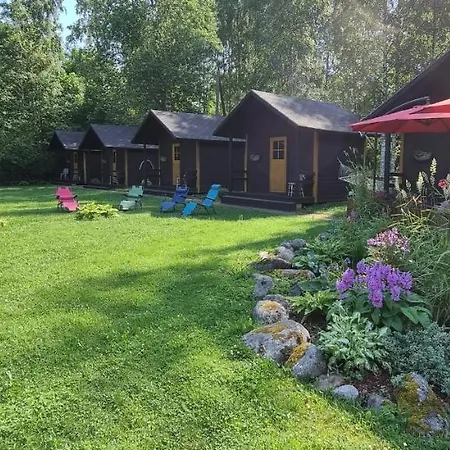 Hotel Atsikivi Puhketalu Häädemeeste Exterior foto