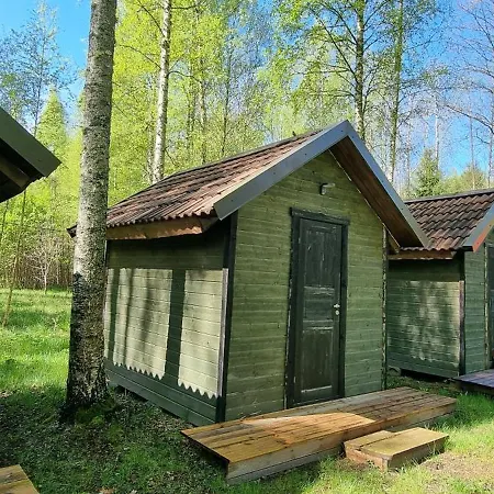 Hotel Atsikivi Puhketalu Häädemeeste Exterior foto