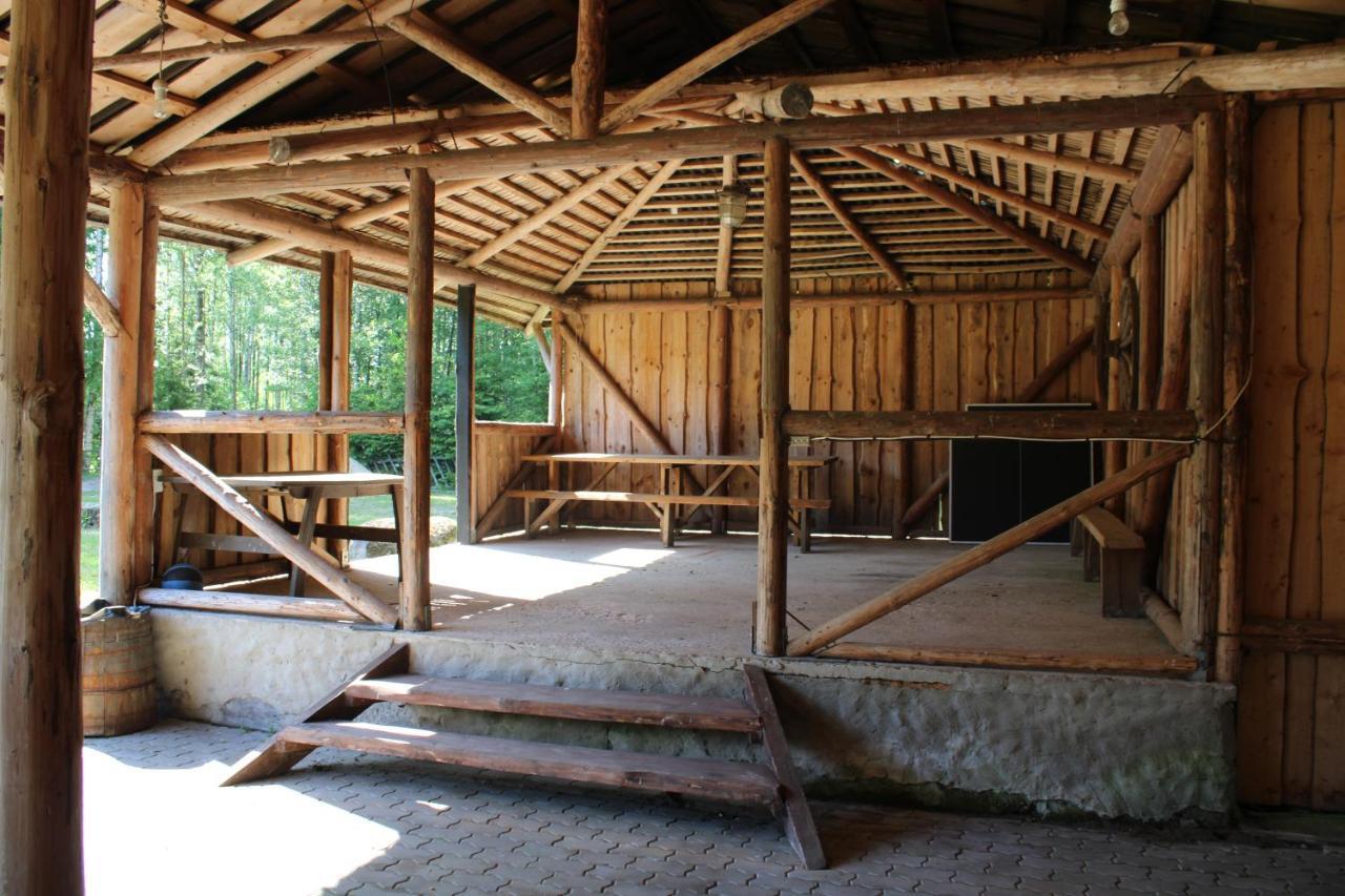 Atsikivi Puhketalu Campingplatz Häädemeeste