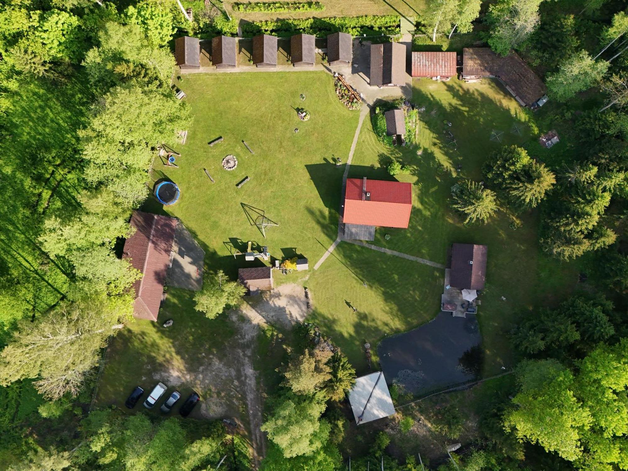 Campingplads Atsikivi Puhketalu